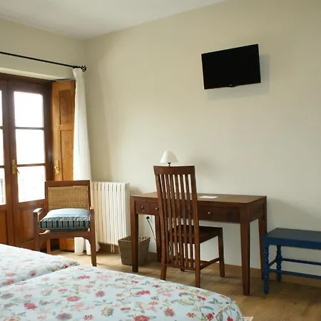 Colonial De Santillana Otel 3*