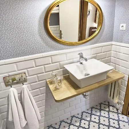 Hotel Colonial De Santillana 3*