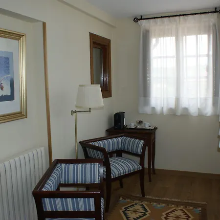 Hotel Colonial De Santillana