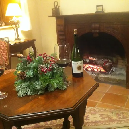 Colonial De Santillana Hotel