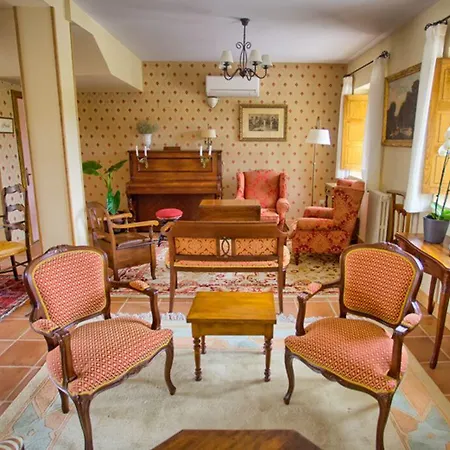 Hotel Colonial De Santillana