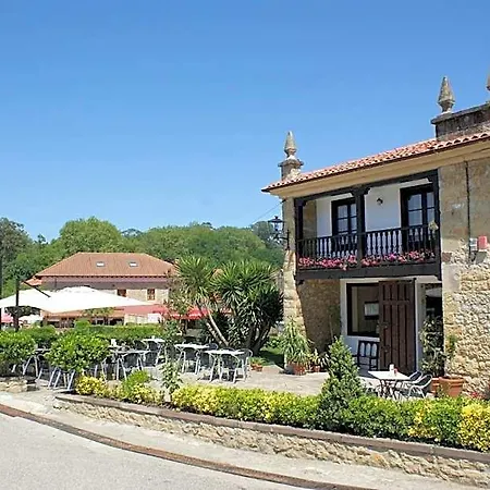 Hotel Colonial De Santillana