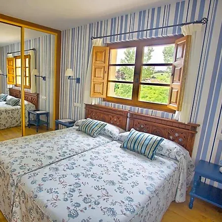 Colonial De Santillana Hotel