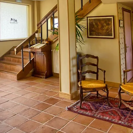Hotel Colonial De Santillana 3*