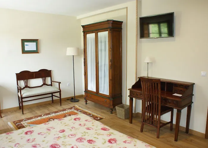 Colonial De Santillana Hotel 3*