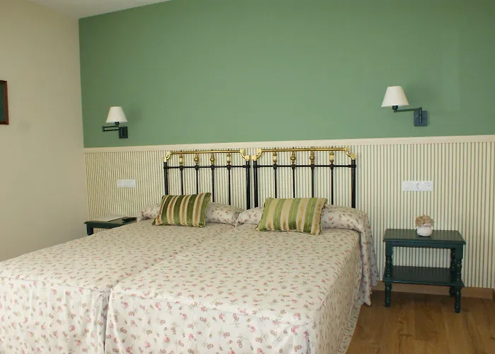 Colonial De Santillana Hotel 3*