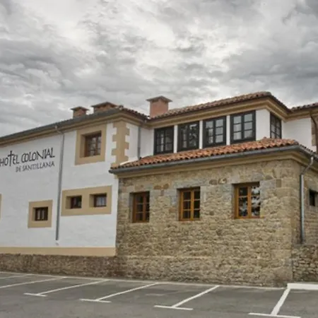 Colonial De Santillana Hotel