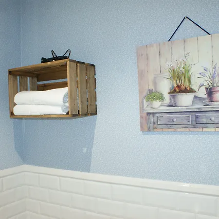 Colonial De Santillana 3* סנטילנה דל מר